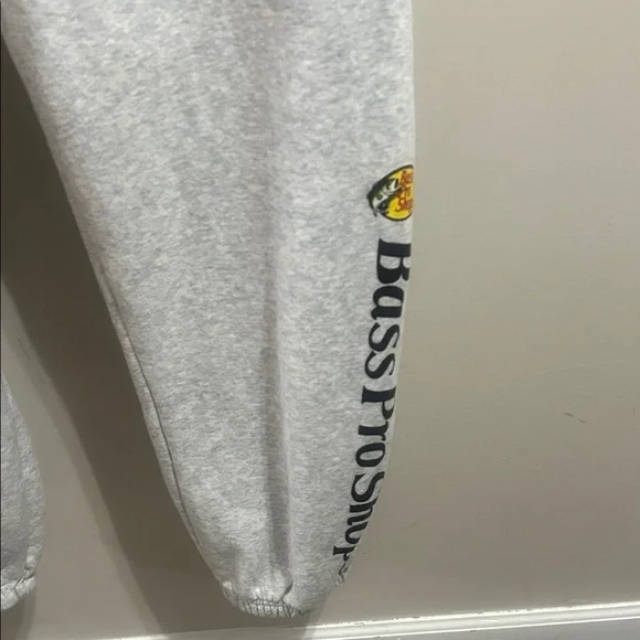 Bass Pro Shops Light Gray Sweatpants - Picture 5 of 10